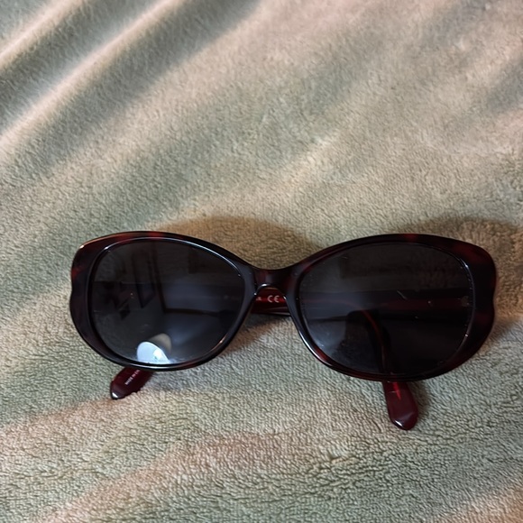 Exc. used condition! Kate Spade red bow frames. Currently have sunglass script - Picture 6 of 6